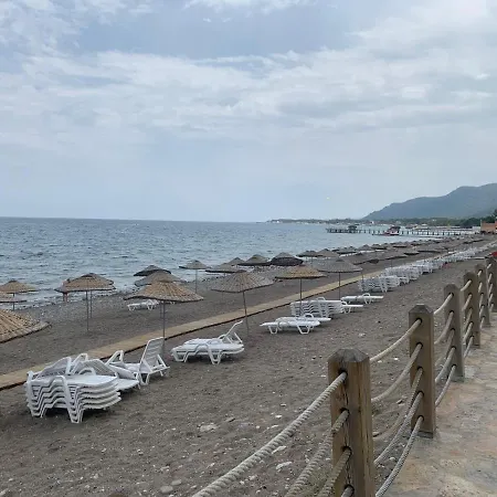 Bungalov 酒店 凯梅尔